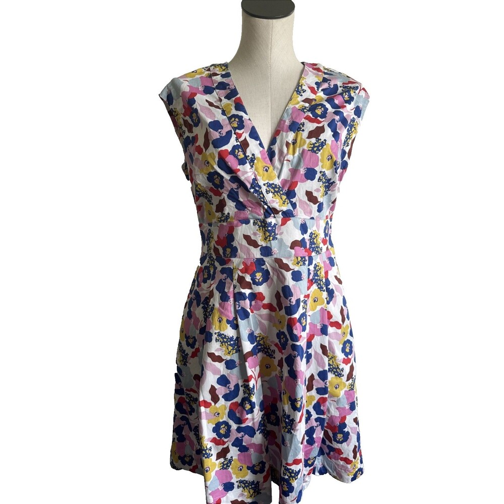 Boden Floral Shift Dress Size 6 R Clemmie Fit & Flare Pockets V-Neck EUC